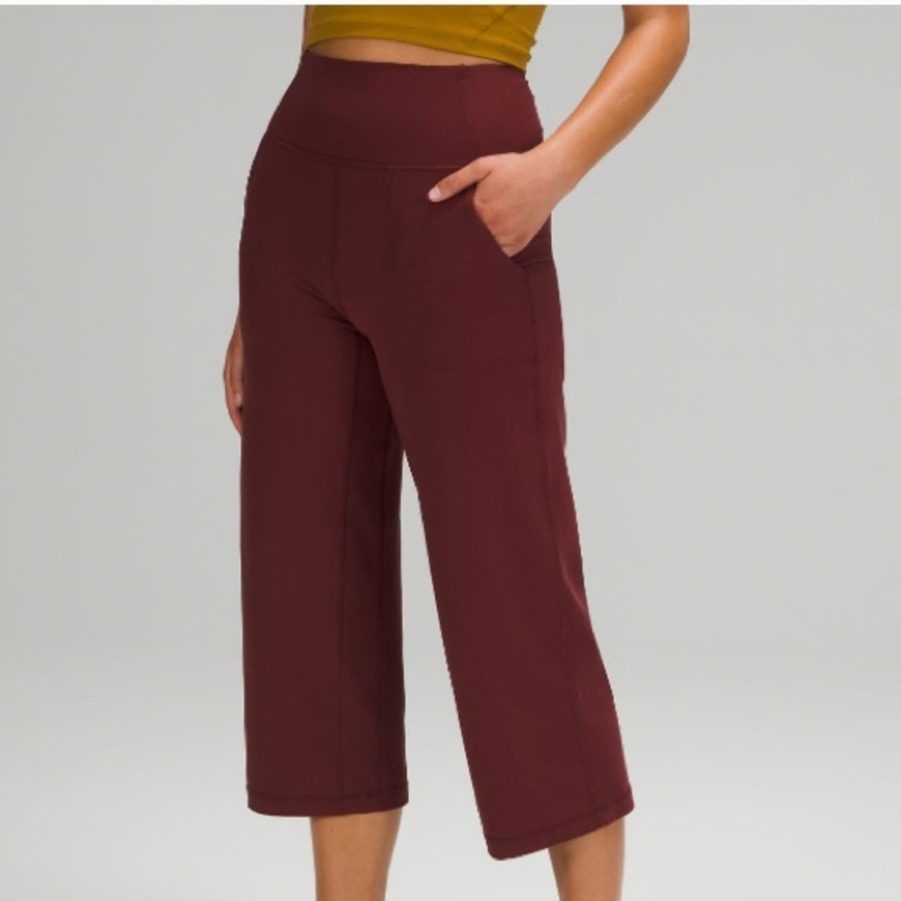 Lululemon super high rise Align wide leg crop 23in, red Merlot, 6